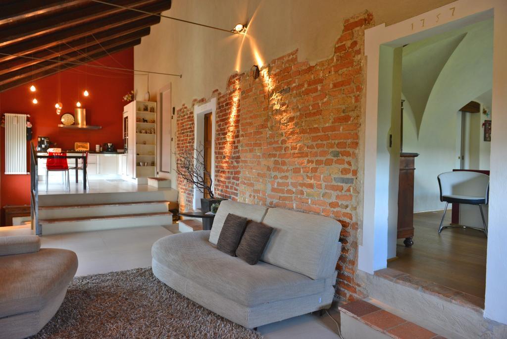 Casa Vacanze Il Brichet Mondovì Oda fotoğraf